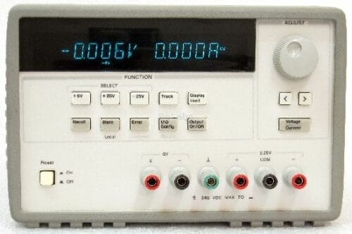 Agilent E3631 +/-25V/1A 6V/5A 正常動作品 e3631a_u_b0fc.jpg?optimize=