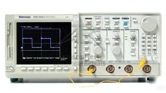 Tektronix Tds684A 1 Ghz, 4 Ch, 5Gs/S, Color Oscilloscope