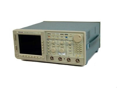 Tektronix Tds684C 4 Ch,1 Ghz,5Gs/S,Digital Real-Time Oscilloscope