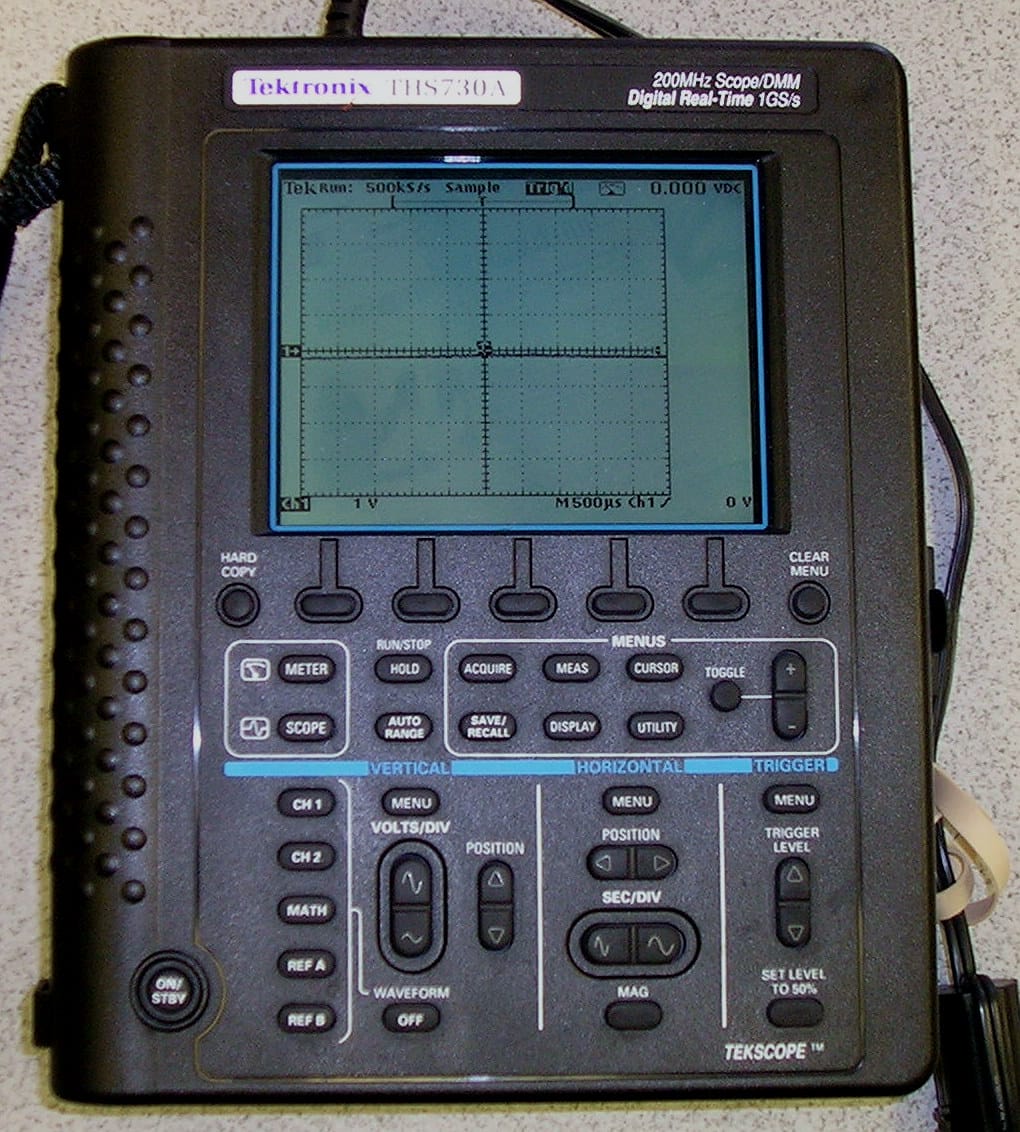 Tektronix Ths720A 100 Mhz, 2 Ch, Handheld Battery Operated Scope/Dmm