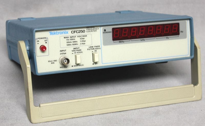 Tektronix CFC250 Freq / Time Stds. / Dist. Amps.