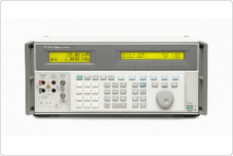 Fluke 5500A Calibrator 3 FLUKE 5500A CALIBRATOR